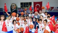 İzmir’de basketler 100. yıl için atıldı