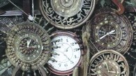 Antika saatlerin aranan kadın tamircisi!
